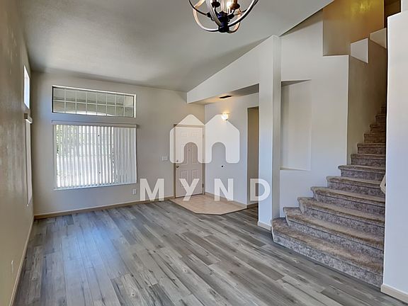 3rd image of 4785 Canyon Hills Dr