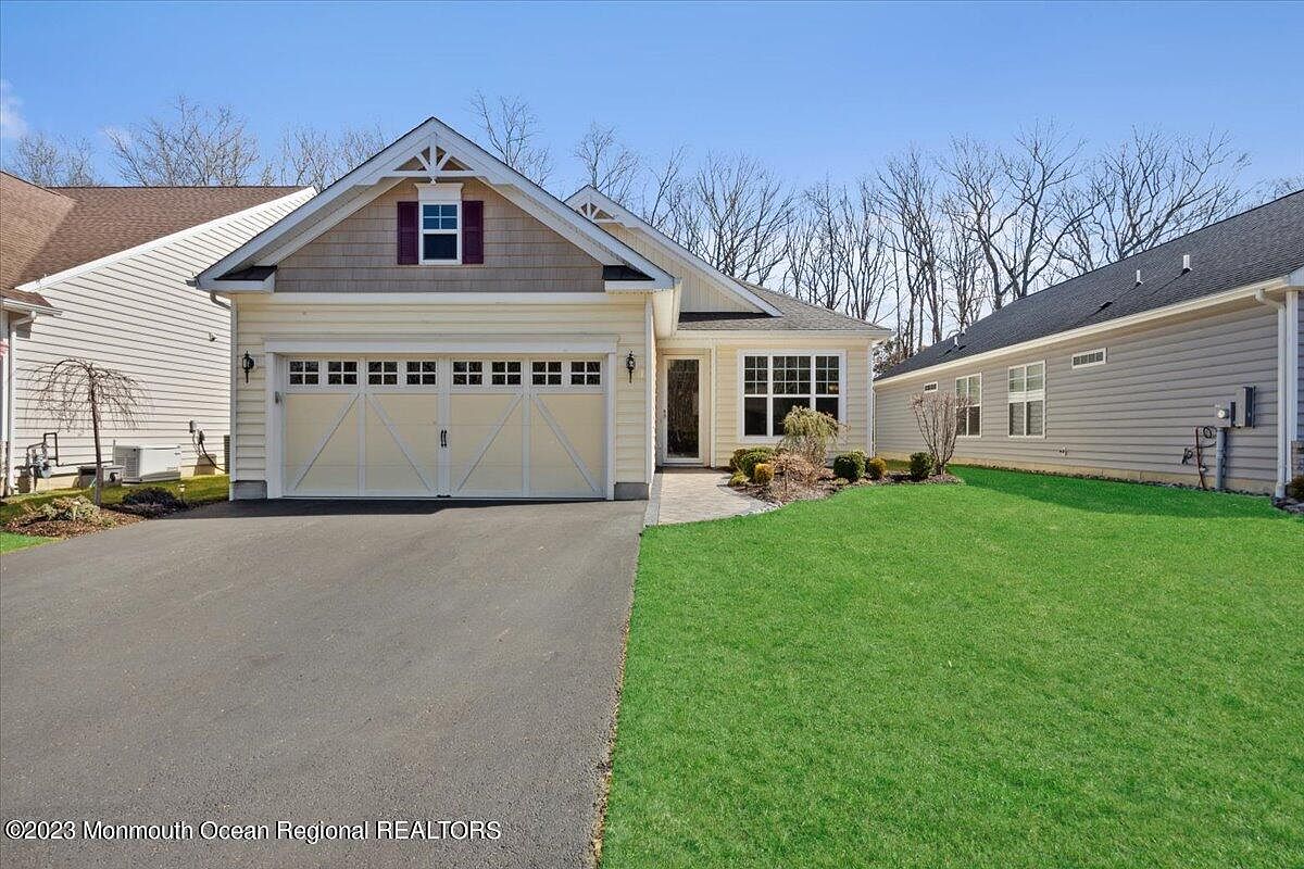 33 Lily Pond Court Howell NJ 07731 Zillow
