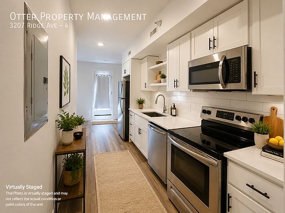 3rd image of 3207 Ridge Ave #4