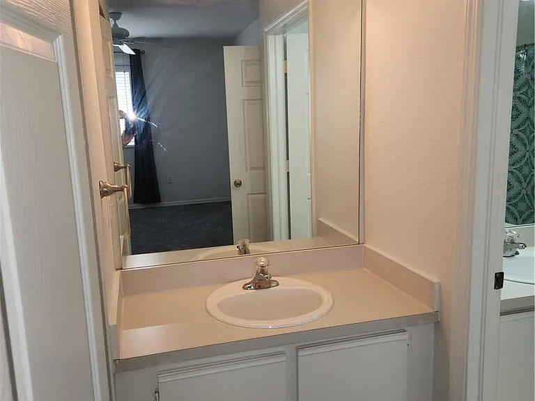 6321 Aragon Way #304 — Photo 10