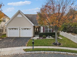 4 Brakeman Ct, Hightstown, NJ 08520