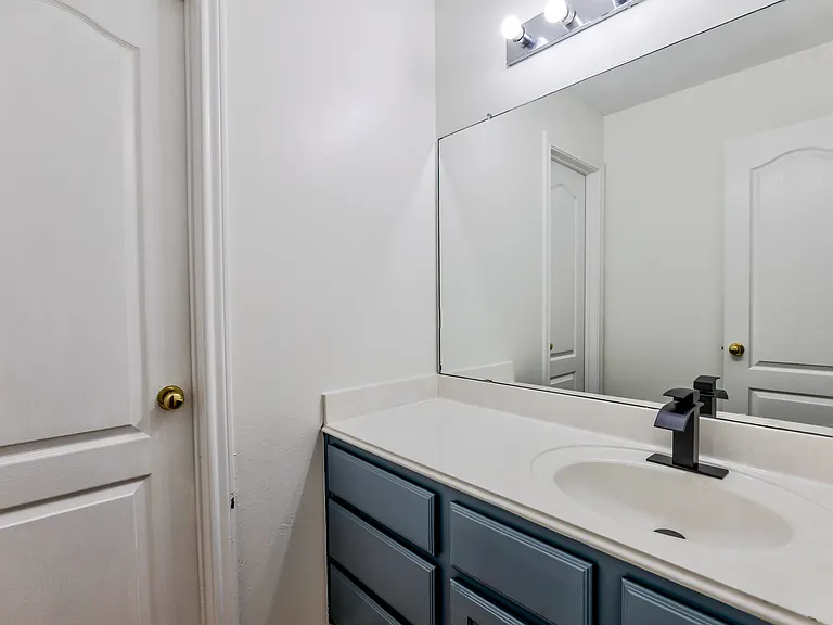 1708 Pagedale Cv — Photo 41