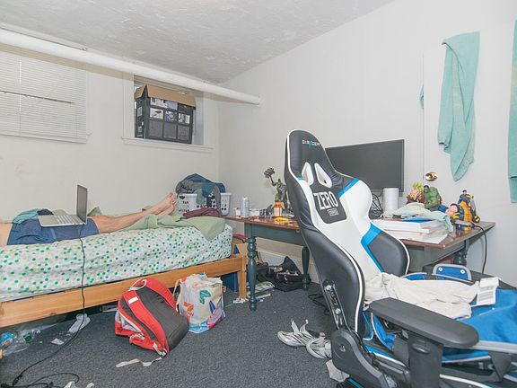 5th image of 59 Brighton Ave #16