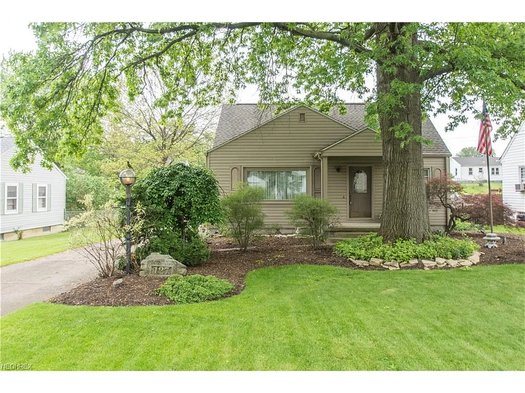 127 Aldrich Rd photo 1