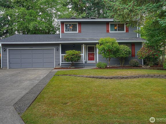 2nd image of 16420 92nd Avenue Ct E