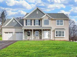 1117 Scarlet Dr, York, PA 17408