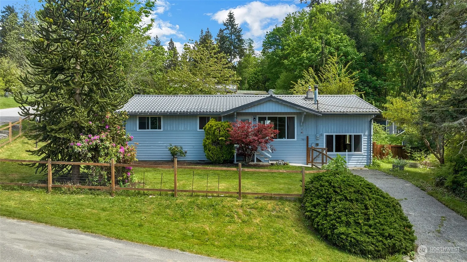 17609 65th Drive NW photo 1