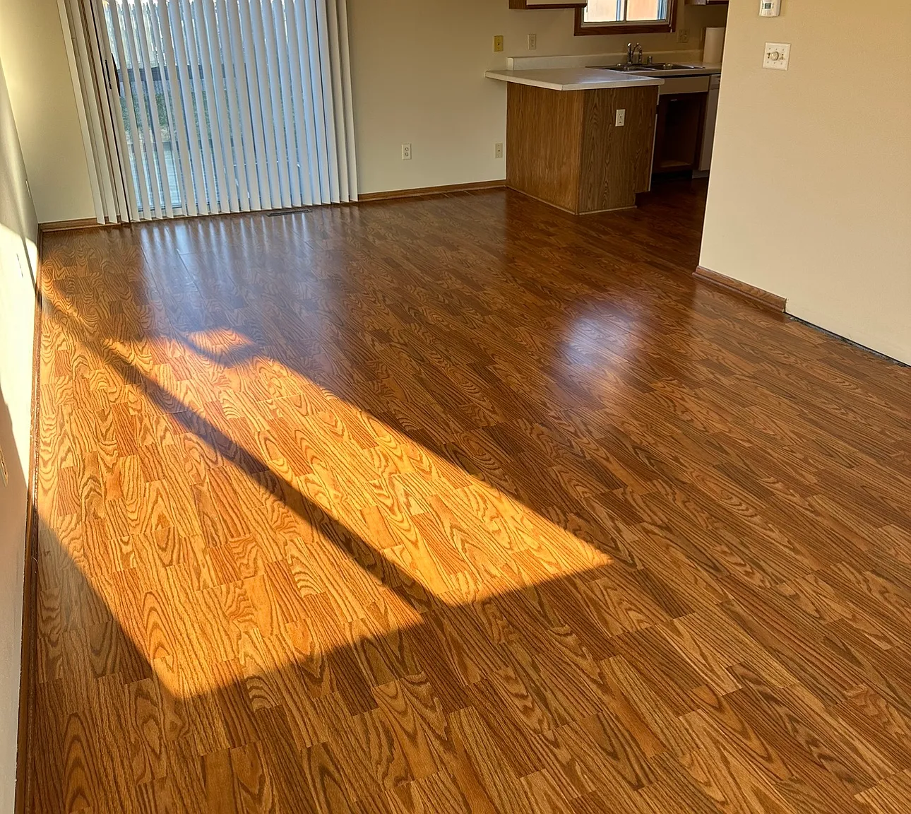 2 bed, 1.5 bath, 1250 sqft, $1,700 — Photo 4
