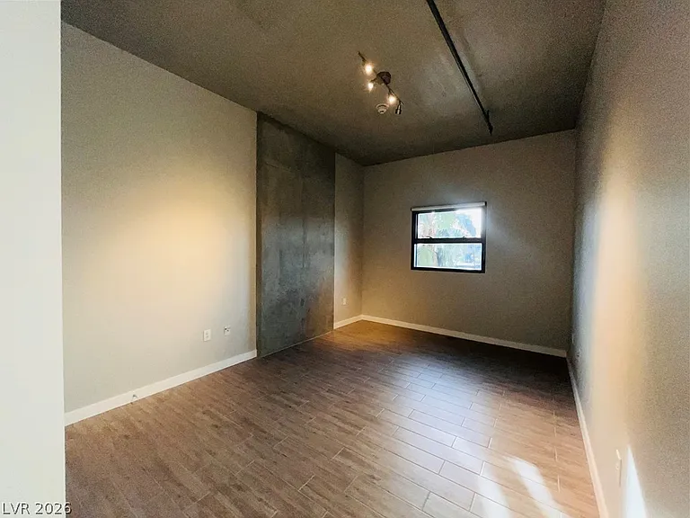 353 E Bonneville Ave #419 — Photo 17