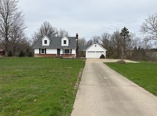 6348 Leffingwell Rd, Canfield, OH 44406