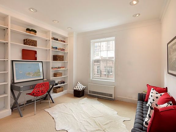 5th image of 53 E 66th St