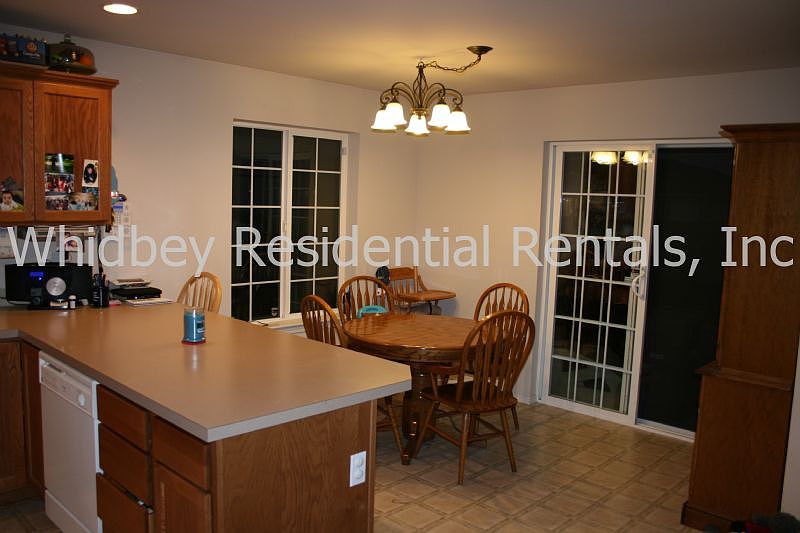 2nd image of 817 Southview Dr