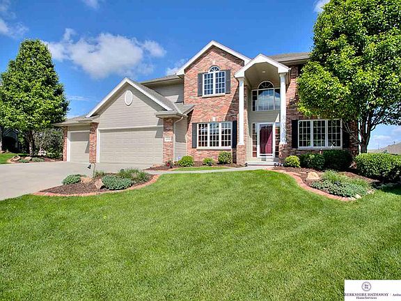 3rd image of 18508 Hamilton Cir