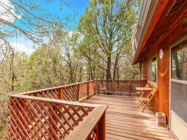 18 Cedar Hill Dr, Cedar Crest, NM 87008