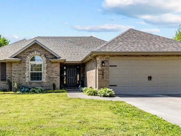 3500 W Sagamont Street, Springfield, MO 65807