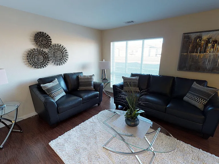 Legacy Heights Apartment Homes — Photo 5