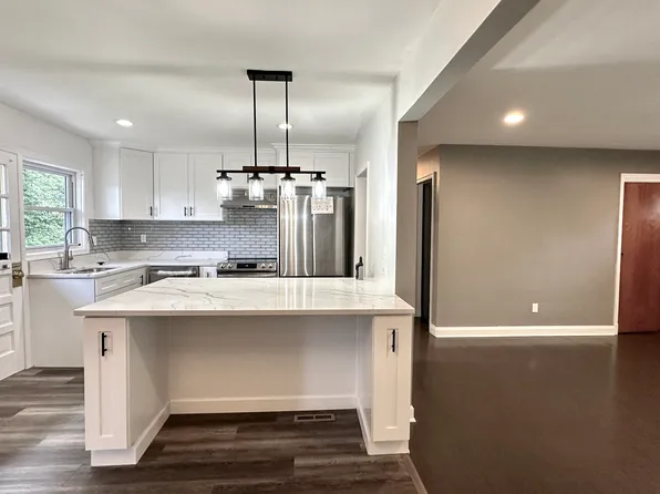 37 Othoridge Rd, Lutherville Timonium, MD 21093