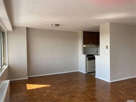 3rd image of 18-15 215th St Unit 12R