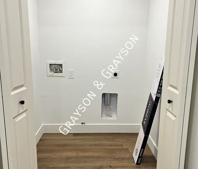 410 W Hadley St — Photo 10