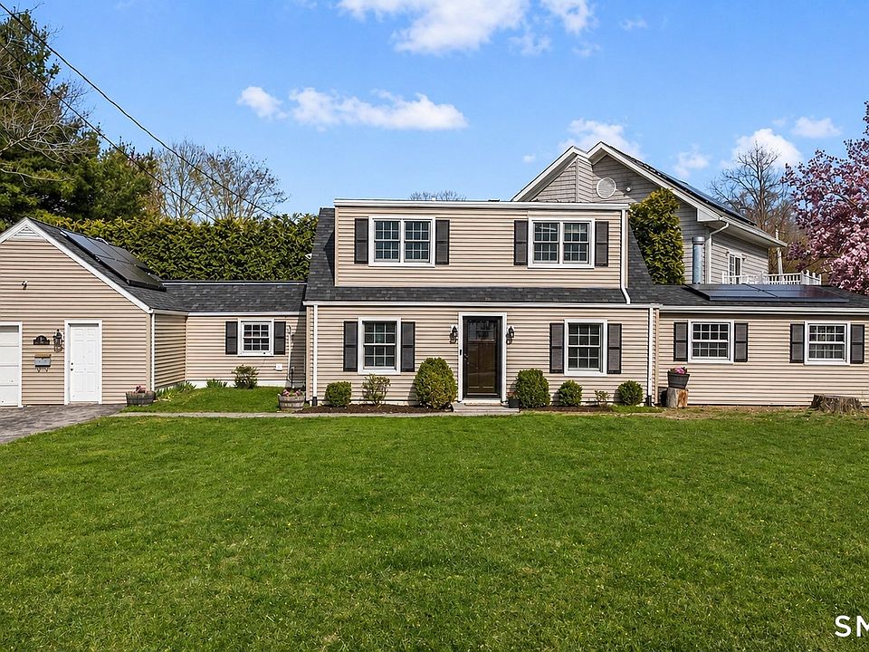 1st image of 11 Barmore Drive West