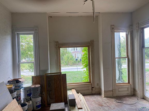 5th image of 3405 Washington St