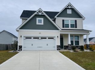 3142 Hunting Lodge Ln, Fayetteville, NC 28306