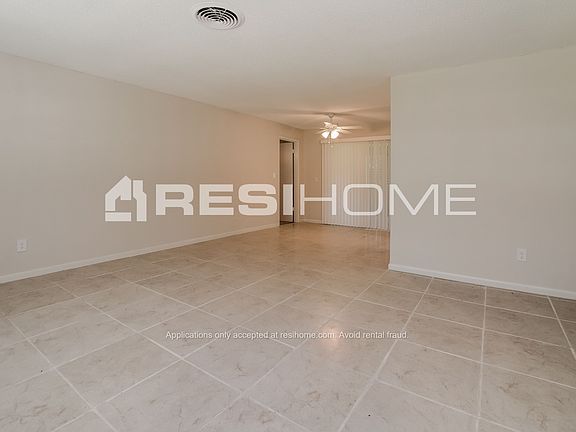 4th image of 2361 Revona Ct
