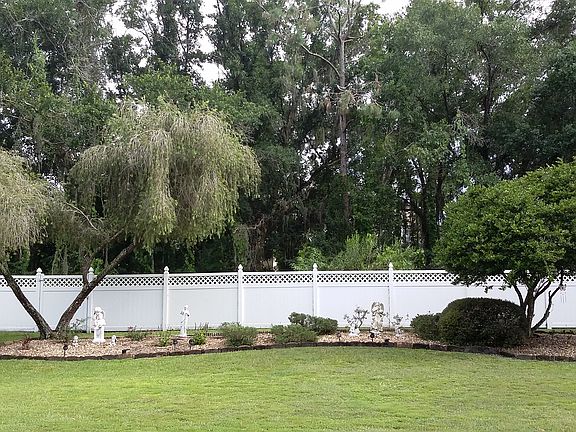 2nd image of 3745 Knollside Ct