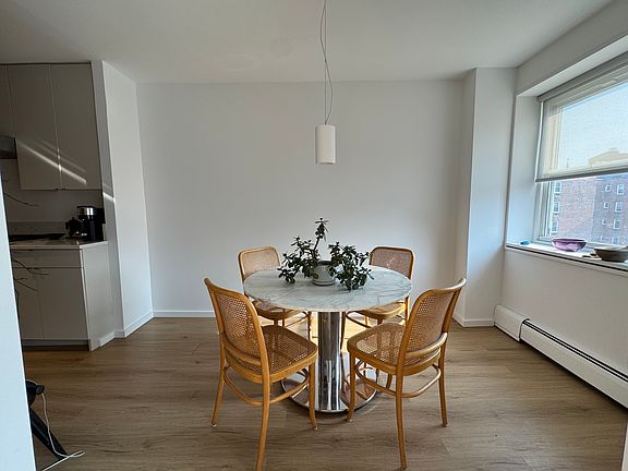 5th image of 101 Lincoln Ave APT 3P
