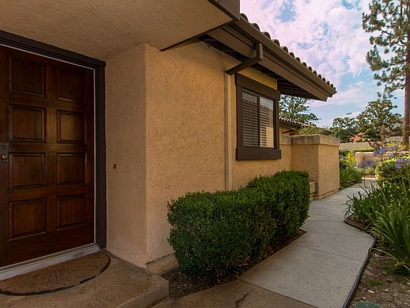 2nd image of 410 Ventura Way