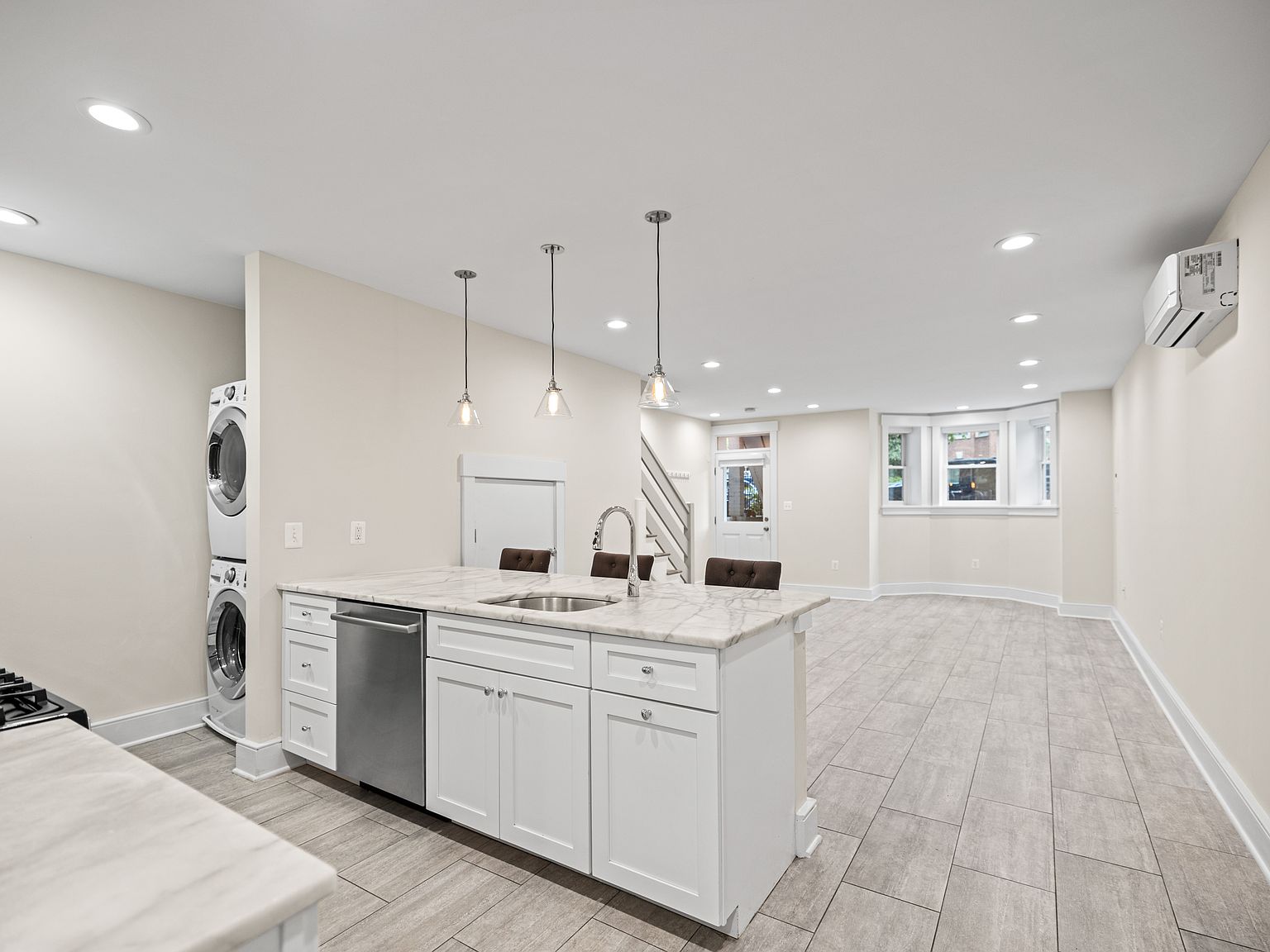 511 6th St SE #B, Washington, DC 20003 | Zillow