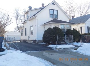 1311 W Cornelia Ave, Waukegan, IL 60085