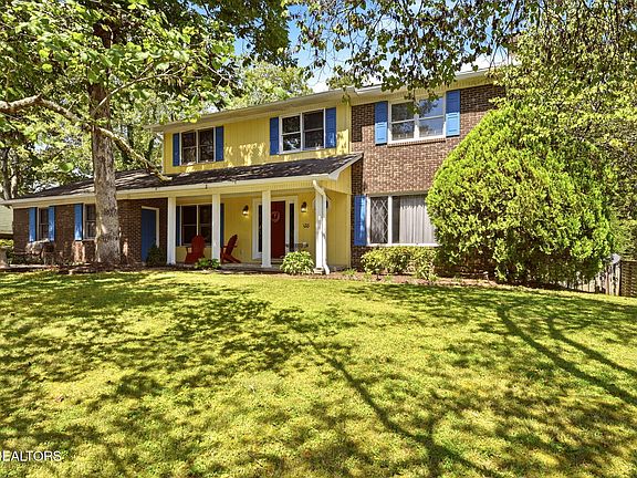 2nd image of 135 Claremont Rd