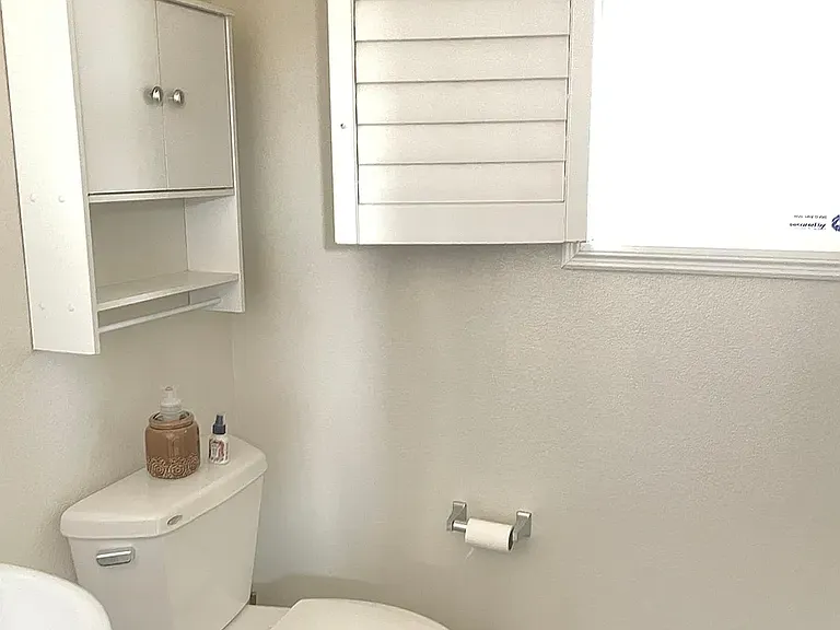 10639 Whiting Ave — Photo 10