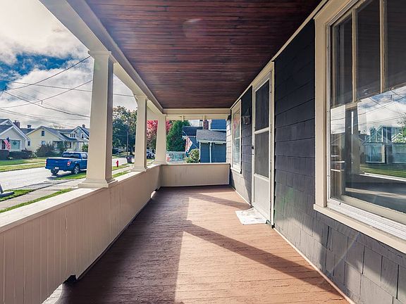 2nd image of 13 N Hollywood Ave