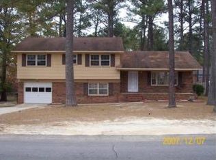 5244 Chesapeake Rd, Fayetteville, NC 28311