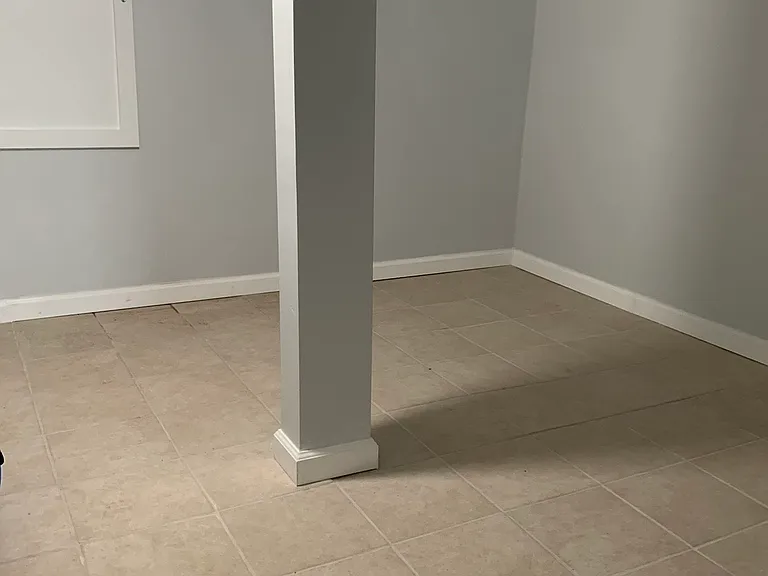 Private Storage/multi-purpose/alternate sleeping space