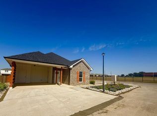 300 Rike Rd, Mabank, TX 75147
