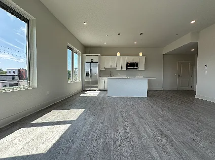 471 Washington St #202 — Photo 3