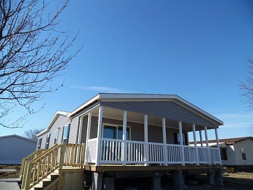 2nd image of 29197 Tanglewood St