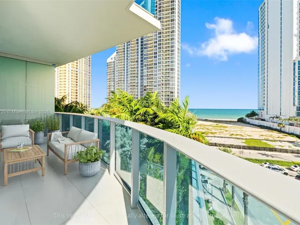 17550 Collins 501 Sunny, North Miami Beach, FL 33160