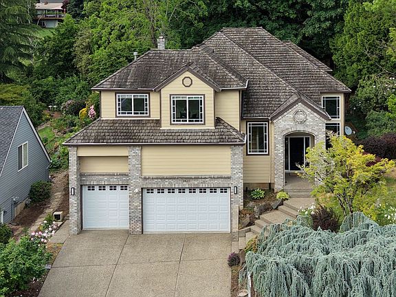 3rd image of 3821 Fairhaven Dr