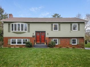 468 Frank Smith Rd, Longmeadow, MA 01106