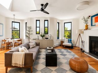 634 11th St Unit 4, Brooklyn, NY 11215
