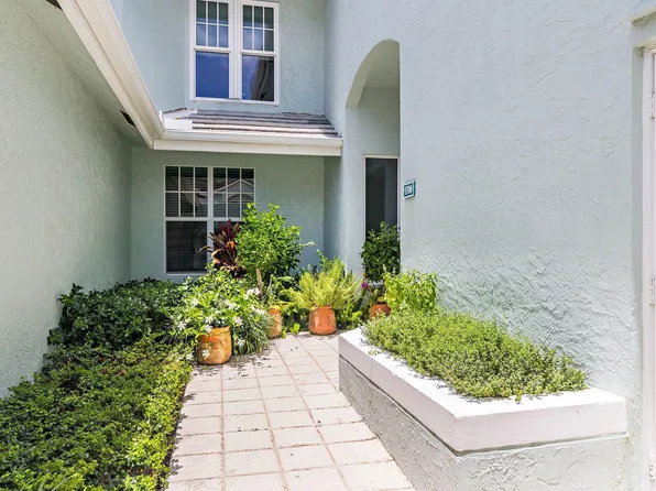 1706 Mizzen Mast Way, Jupiter, FL 33477