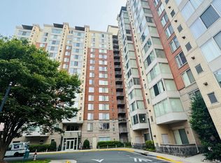 2726 Gallows Rd APT 807, Vienna, VA 22180