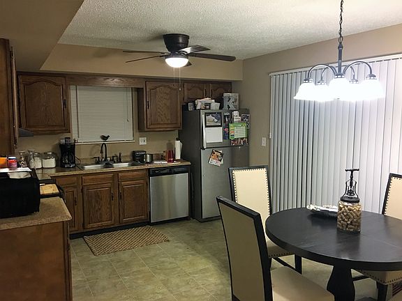 Kitchen/ living room