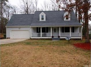 704 Sunset Dr, Fuquay Varina, NC 27526