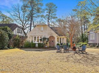 1209 Pinehurst Pl, Jackson, MS 39202