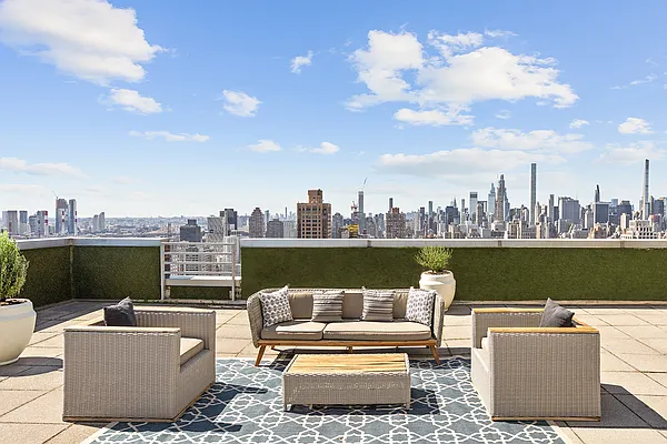 Sold by Corcoran | media 5